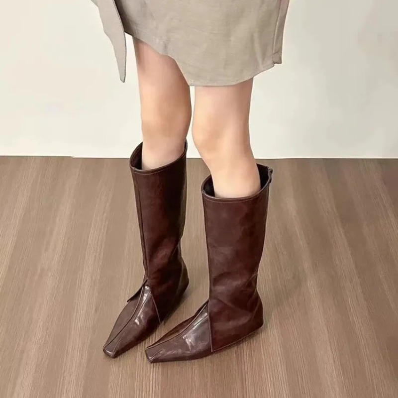 Flat Heel High Boots with Poin - огляд і ціна Interior Designer