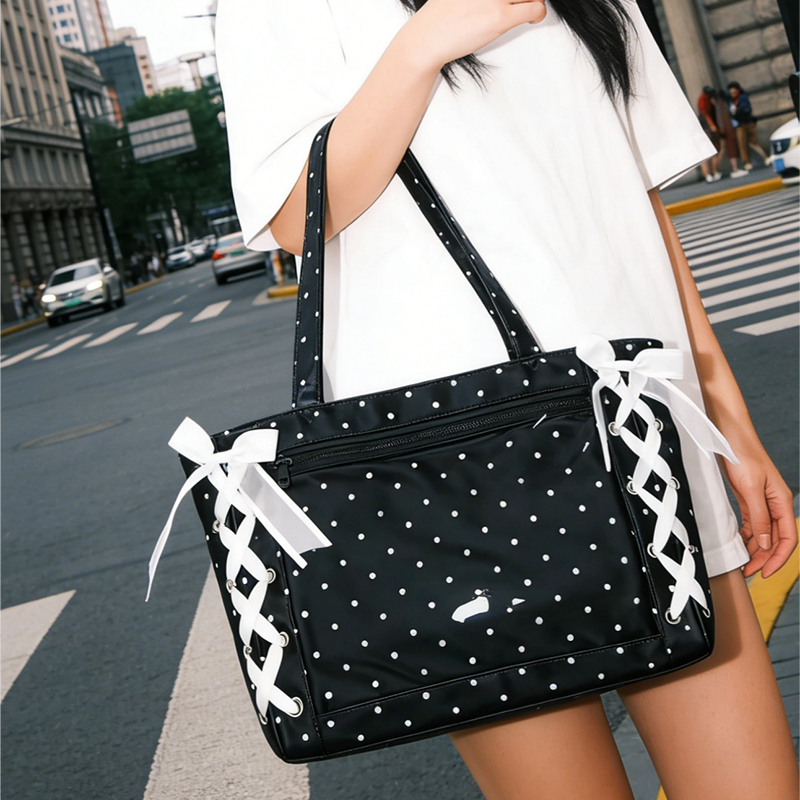 Japanese Polka Dot Shoulder Ba - огляд і ціна Interior Design Journal