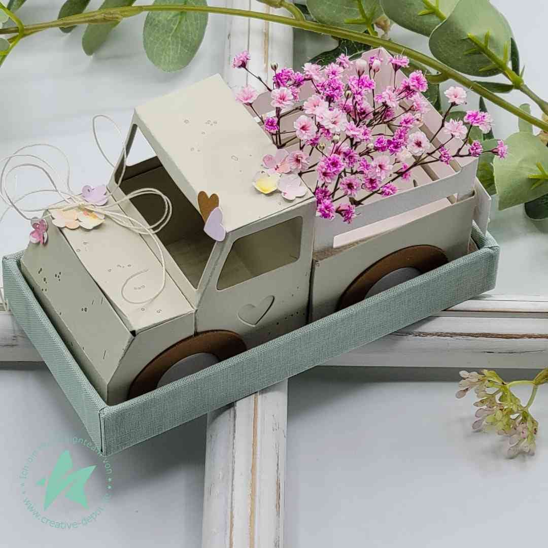 Horse Pen Spring Car Foliage S - огляд і ціна Interior Design Paper